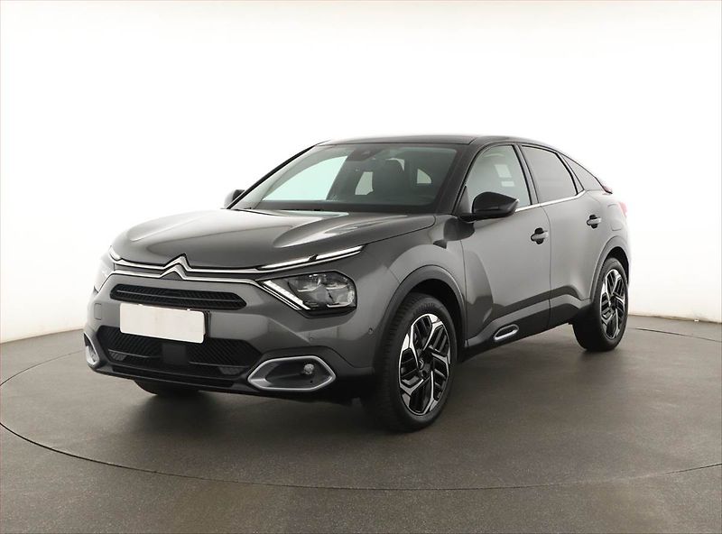 Citroën C4 (2023) 1.2 PureTech, Automat - fotka 2 z 17