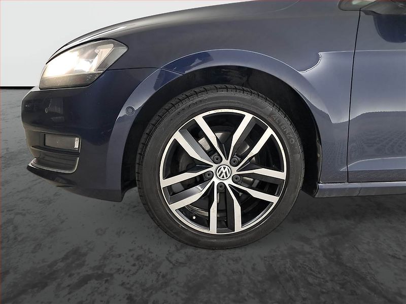 Volkswagen Golf (2016) 2.0 TDI, Serv.kniha, Xenony - fotka 15 z 17