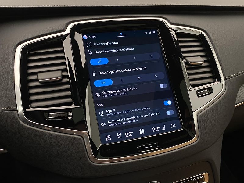 Volvo XC90 T8 AWD RECHARGE REZERVACE - fotka 51 z 74