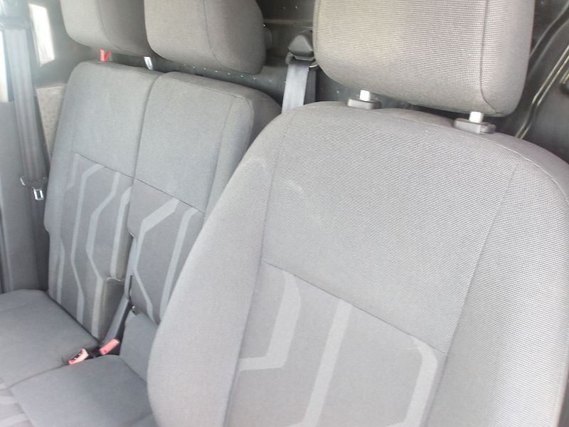 Ford Tourneo Connect 1,6TDCi THERMO (funkční) ! - fotka 25 z 33