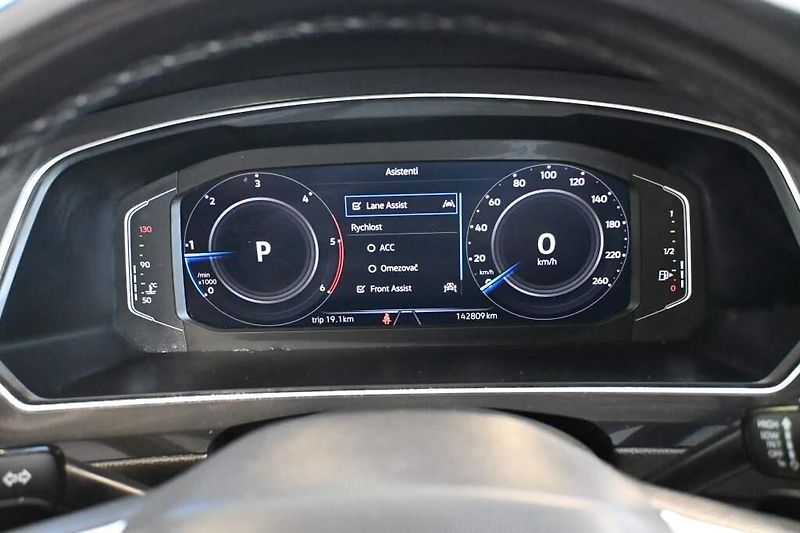 Volkswagen Tiguan Allspace (2023) 2.0 DSG LED 7Míst ACC Virtual - fotka 26 z 32