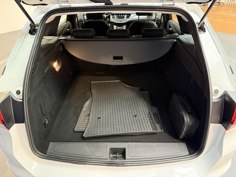 Opel Astra 1.5 CDTi 90kW Edition ST S/S - fotka 12 z 13