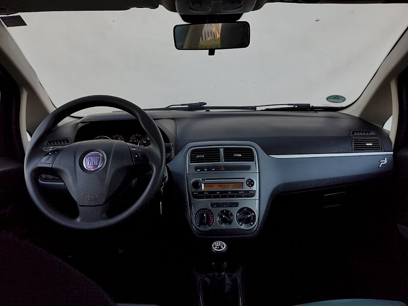 Fiat Punto (2008) 1.2 48Kw - fotka 5 z 28