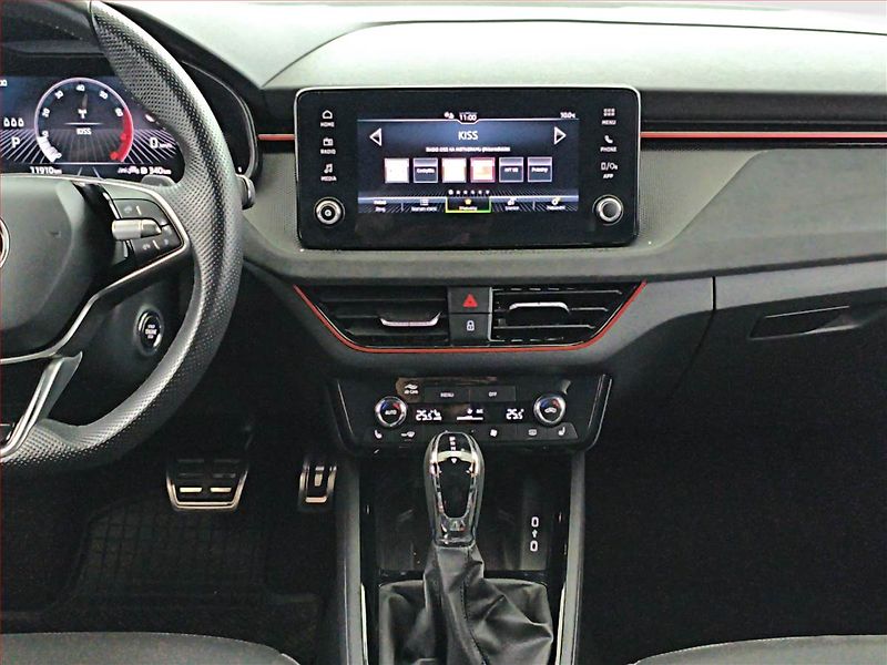 Škoda Kamiq (2024) Drive 1.0 TSI - fotka 12 z 19