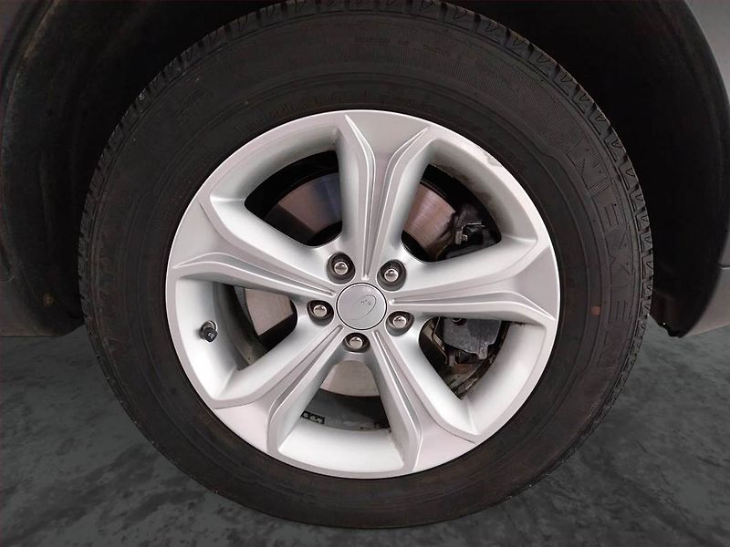 Land Rover Discovery Sport (2016) TD4, 4X4, Automat, 7 míst - fotka 15 z 22