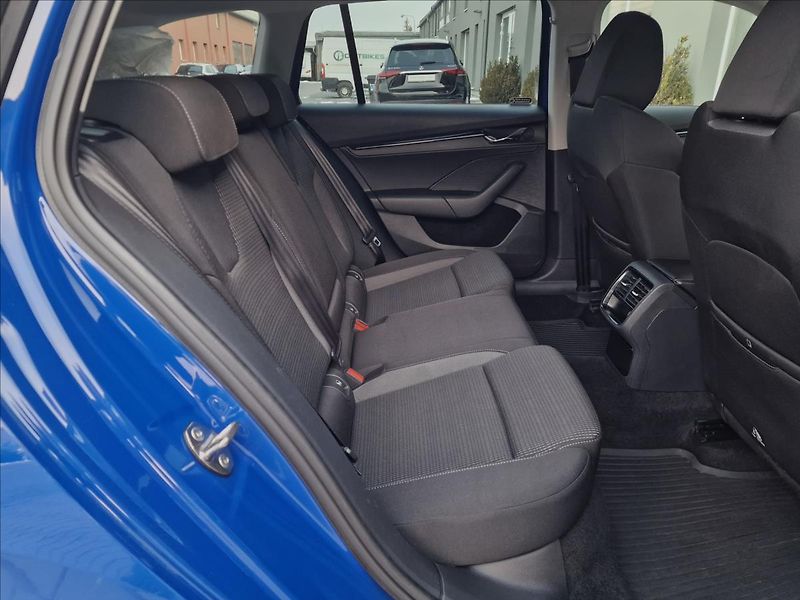 Škoda Octavia 2.0TDI,původ ČR,1.Maj,2x kola - fotka 15 z 50