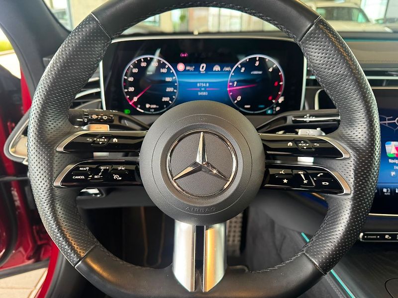 Mercedes-Benz Třídy E 220d 4M kombi - fotka 16 z 21