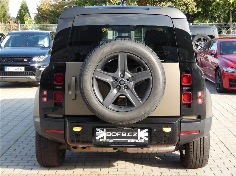 Land Rover Defender 3,0 D200 S,5let záruka,1maj,ČR - fotka 8 z 34