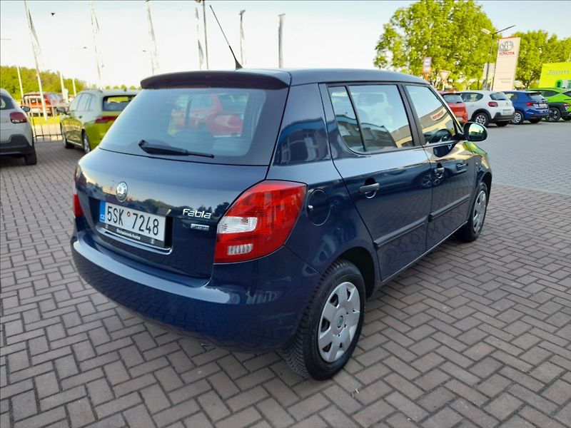 Škoda Fabia 1,2 HTP Activ STÁLE U NÁS - fotka 6 z 18