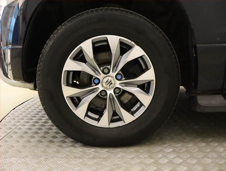 Suzuki Grand Vitara (2006) 2.0, 4X4, Park. senzory - fotka 14 z 17