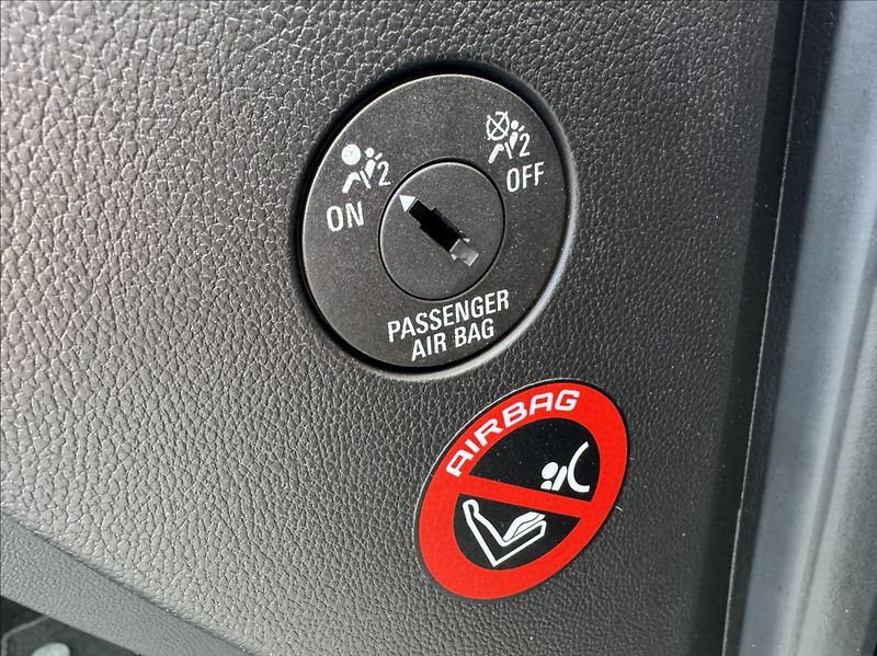 Opel Insignia 1,6 i 85kW tažné KLIMA ALU - fotka 27 z 50