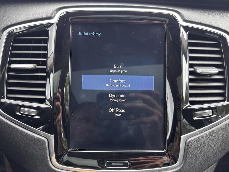 Volvo XC90 D5 AWD Inscription/PANO/7m* - fotka 37 z 49