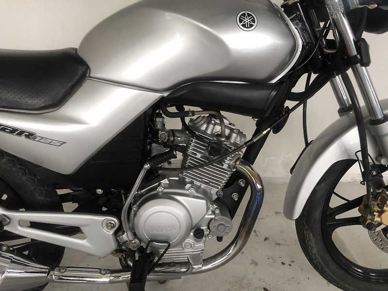 Yamaha YBR 125 - fotka 13 z 15