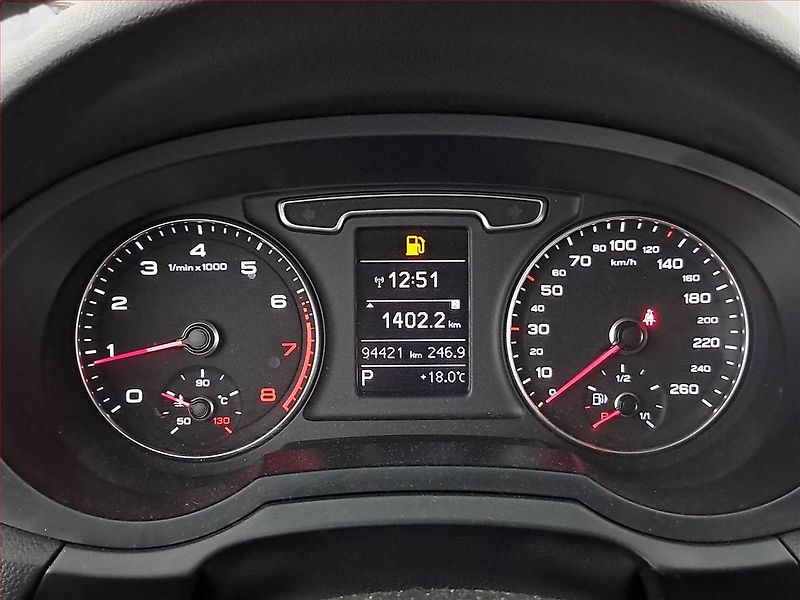 Audi Q3 (2014) 2.0 TFSI, 4X4, Automat - fotka 11 z 21