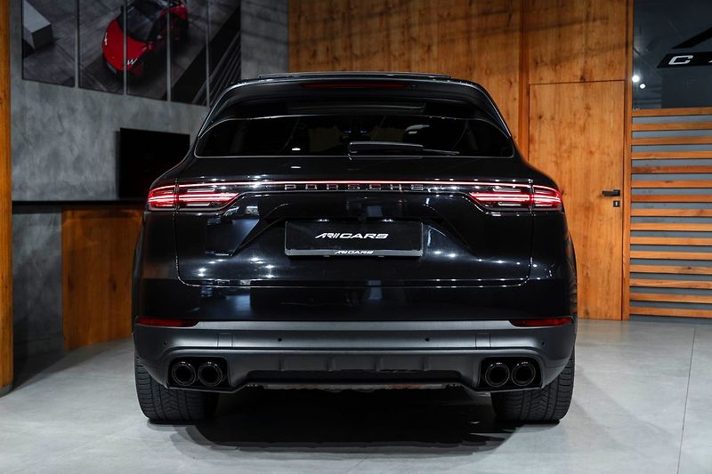 Porsche Cayenne - fotka 19 z 20