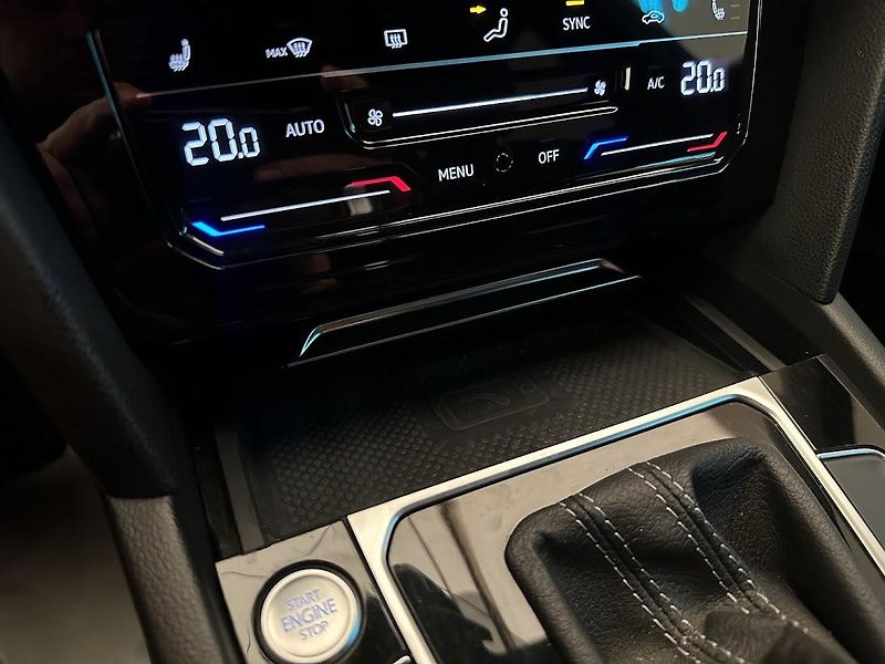Volkswagen Arteon (2021) R-LINE 2.0 TDi SCR DSG 110 kW. - fotka 28 z 29