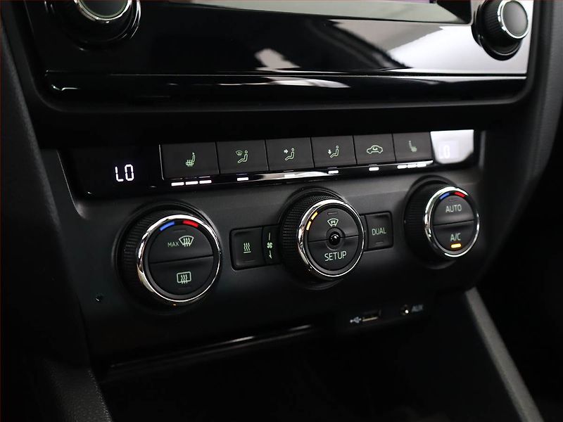 Kia XCeed (2023) TOP 1.5 T-GDI, ČR,1.maj - fotka 16 z 21
