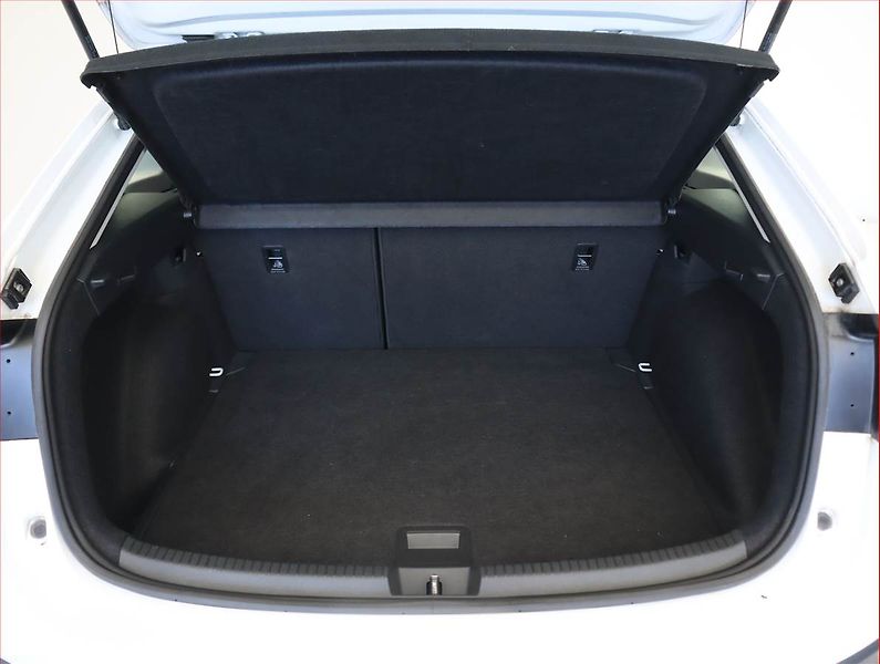 Volkswagen Taigo (2023) 1.5 TSI - fotka 14 z 21