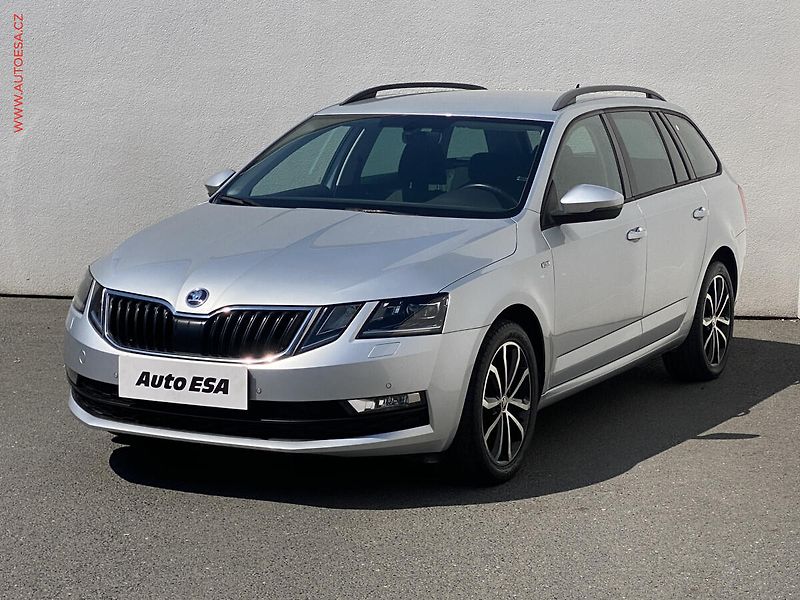 Škoda Octavia (2019) 2.0 TDi, Soleil, LED, navi, - fotka 3 z 19