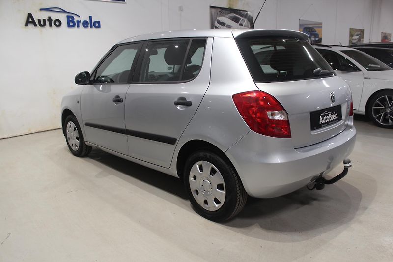 Škoda Fabia (2008) 1.2 44kW Klimatizace - fotka 9 z 29