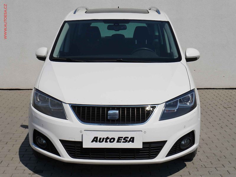 Seat Alhambra (2012) 2.0 TDI, FR, AT - fotka 2 z 22