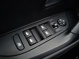 Peugeot 2008 1.2 PureTech 130k AUTOMAT - náhled 21