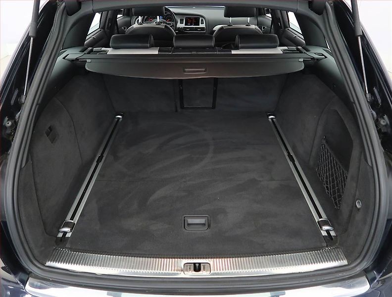 Audi A6 (2010) 3.0 TFSI, 4X4, Automat - fotka 14 z 29