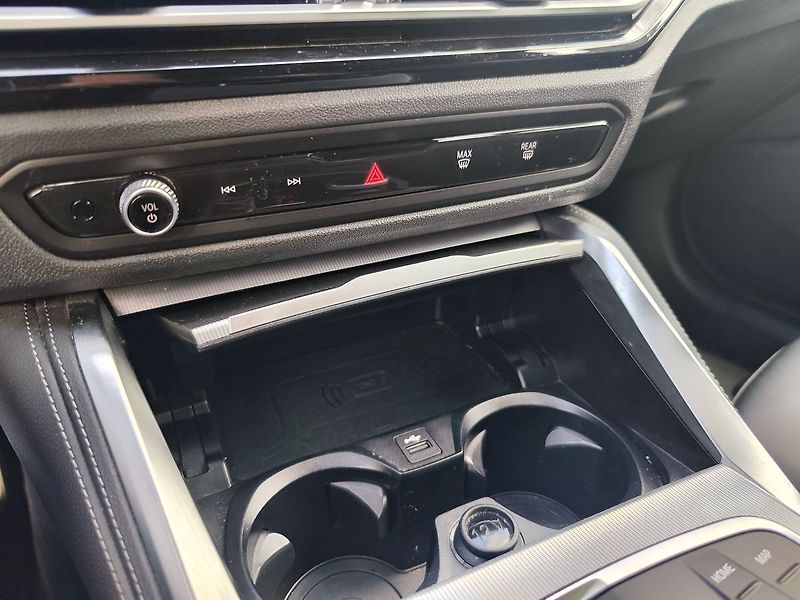 BMW Řada 4 420d xDrive/140kW M Paket AT - fotka 29 z 37
