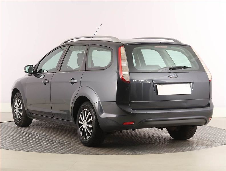 Ford Focus (2009) 1.6 16V, nová STK, CZ doklady - fotka 4 z 14