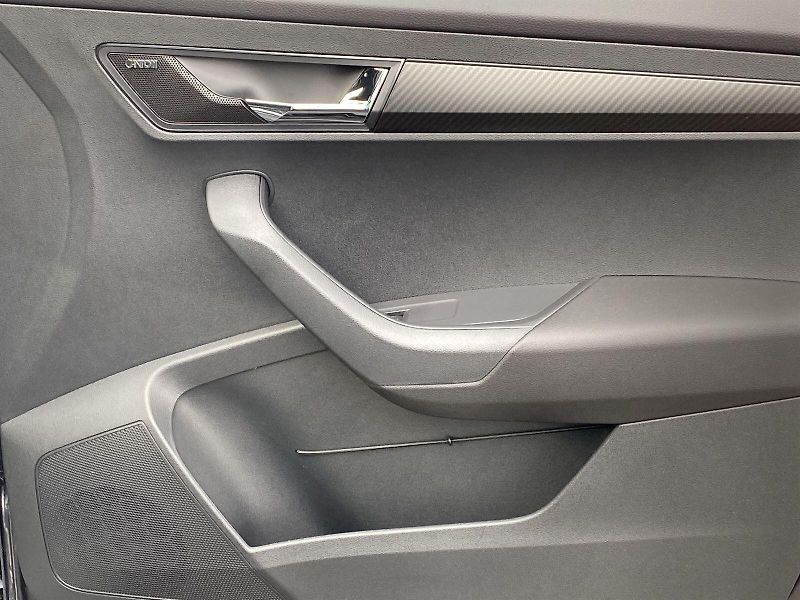 Škoda Karoq (2026) 1.5 TSI DSG Sportline - fotka 37 z 45