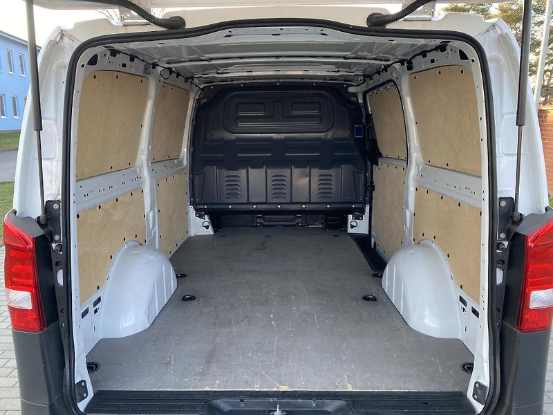 Mercedes-Benz Vito (2021) 110,L2H1,LONG, VÝB STAV!! - fotka 37 z 43