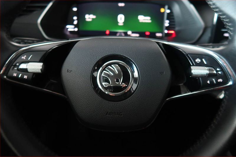 Škoda Octavia (2023) Ambition 2.0 TDI, ČR,1.maj - fotka 16 z 18
