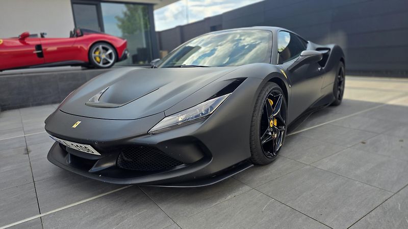 Ferrari F8 (2020) SERVIS-PLNÁ ÁRUKA-MAT WRAP - fotka 2 z 13