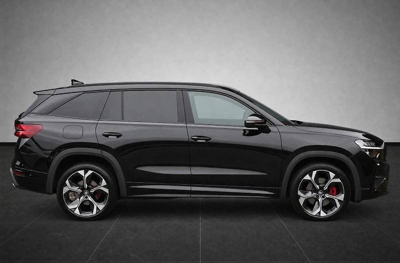 Škoda Kodiaq RS 2.0 TSI, Panorama, Webasto - fotka 6 z 40