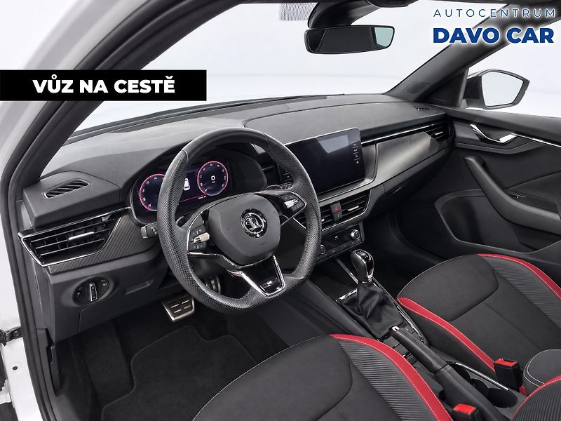 Škoda Kamiq 1,5 TSI 110kW Monte Carlo DSG - fotka 3 z 10
