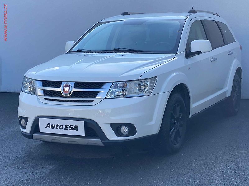 Fiat Freemont (2014) 2.0 JTD AWD, Lounge, AT - fotka 3 z 22