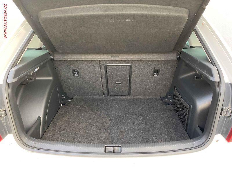Škoda Rapid (2017) 1.6 TDi, ČR, Style, navi - fotka 7 z 18