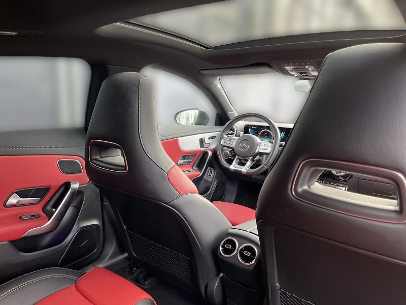 Mercedes-Benz CLA Třída Mercedes-AMG 35 4MATIC S - fotka 17 z 18