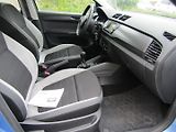Škoda Fabia (2016) 1.2 TSI 66kW  ZIMNÍ+LETNÍ PNEU - náhled 26