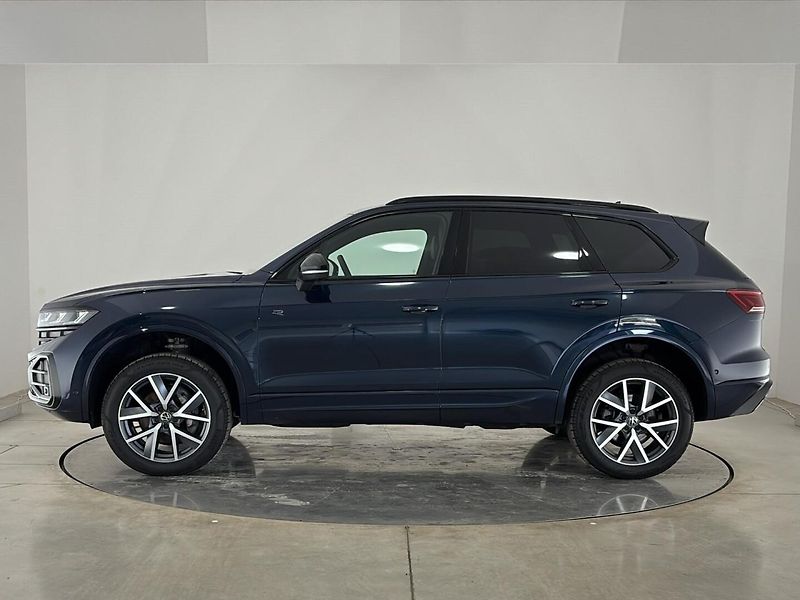Volkswagen Touareg R-Line 4MOT - fotka 3 z 33