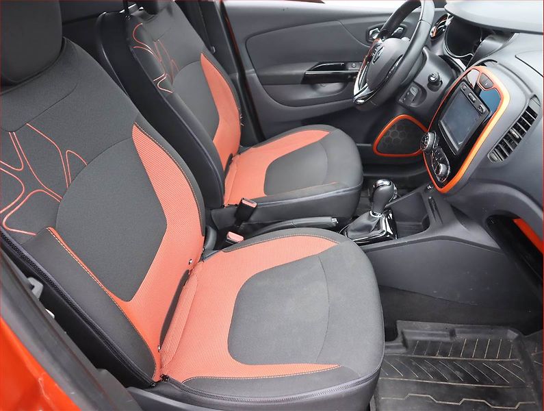Renault Captur (2014) 1.2 TCe, Automat, Serv.kniha - fotka 9 z 17