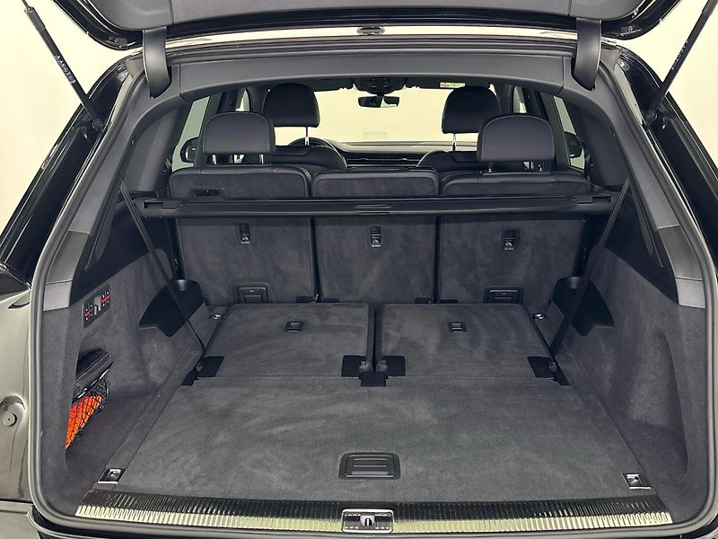 Audi Q7 S-Line TOP!! - fotka 10 z 32