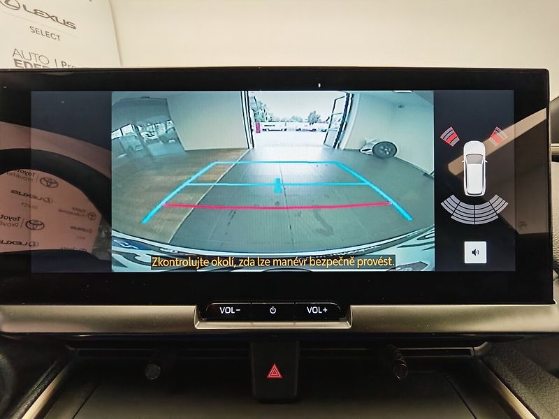 Toyota C-HR 2.0 Hybrid 4x4 Executive - fotka 35 z 44