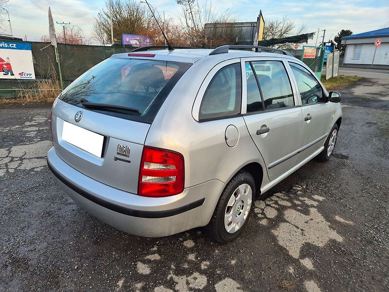 Škoda Fabia Combi 1,2 HTP 47kW, CZ, 1. maj - fotka 5 z 14