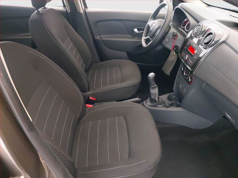 Dacia Sandero (2020) 1.0 SCe, ČR,1.maj - fotka 9 z 15