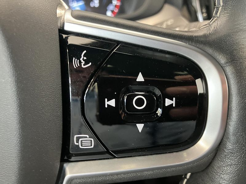 Volvo XC60 T6 AWD Drive-E Inscription AT8 - fotka 24 z 47
