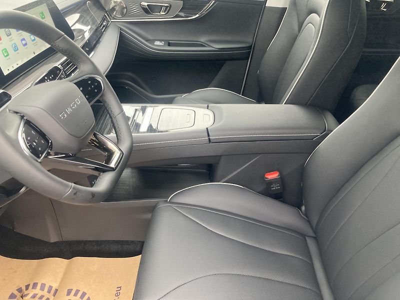 Omoda 5 (2026) HEV Premium 1.5 TGDi - fotka 7 z 13