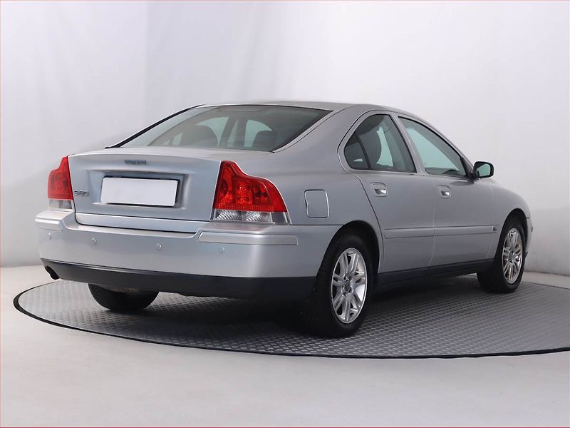 Volvo S60 (2006) 2.4, po STK, jezdí výborně - fotka 5 z 15