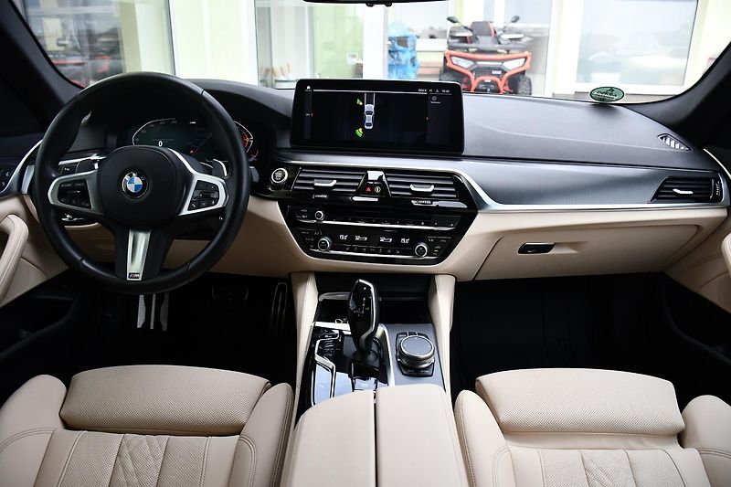 BMW Řada 5 520i M-SPORT 1M ČR REZERVACE - fotka 5 z 39