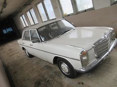 Mercedes-Benz 115 (1975) - fotografie inzerátu
